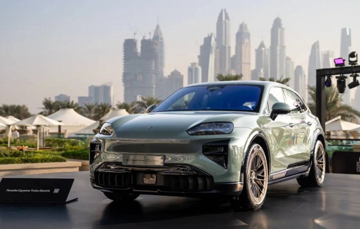 Porsche Cayenne Electric 2025 The 1,141 HP Electric SUV Redefining